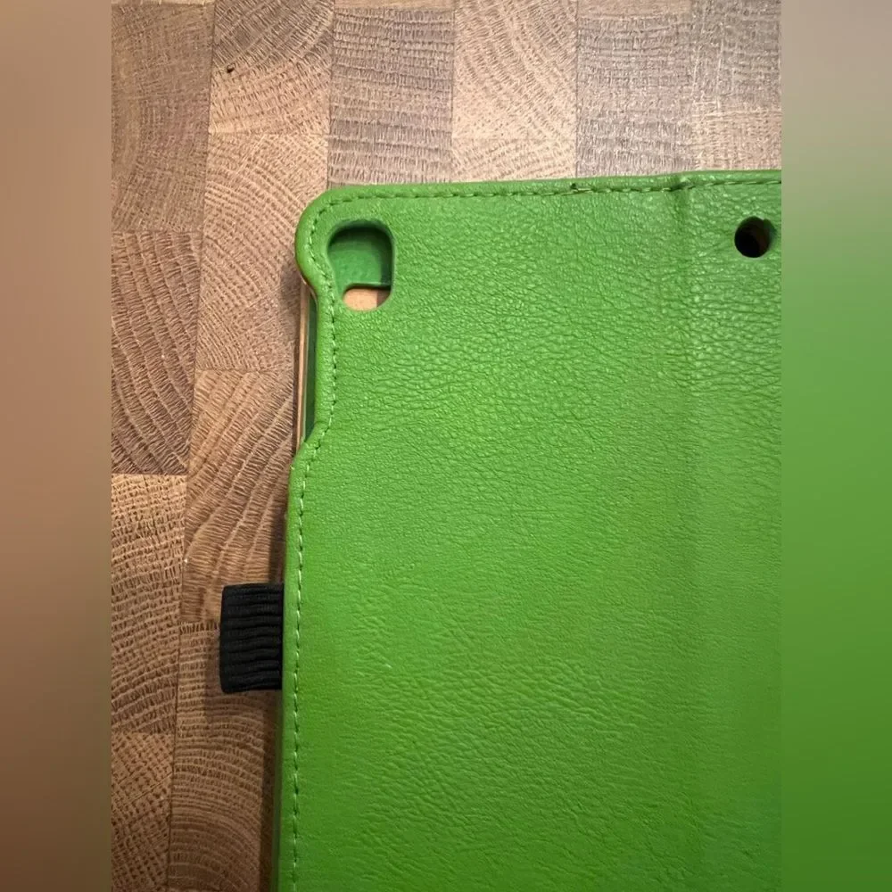 Kirstal Cases Green Leather Multiangle Viewing Stand Smart Cover with Pocket